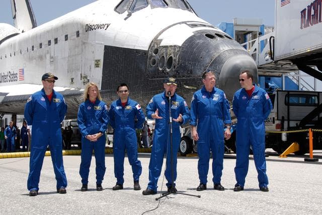 NASA image: KSC-08pd1727