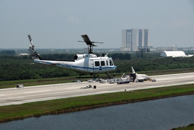 NASA image: KSC-08pd1729