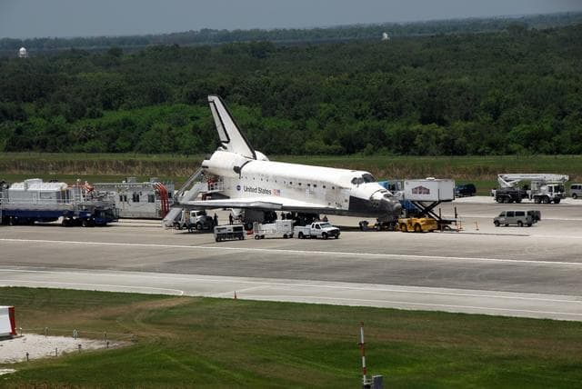 NASA image: KSC-08pd1732