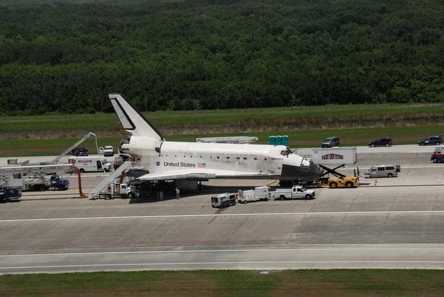 NASA image: KSC-08pd1733