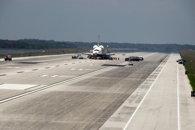 NASA image: KSC-08pd1735