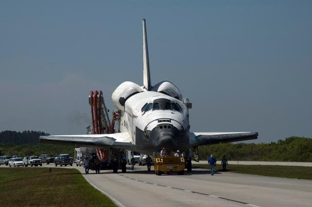 NASA image: KSC-08pd1738