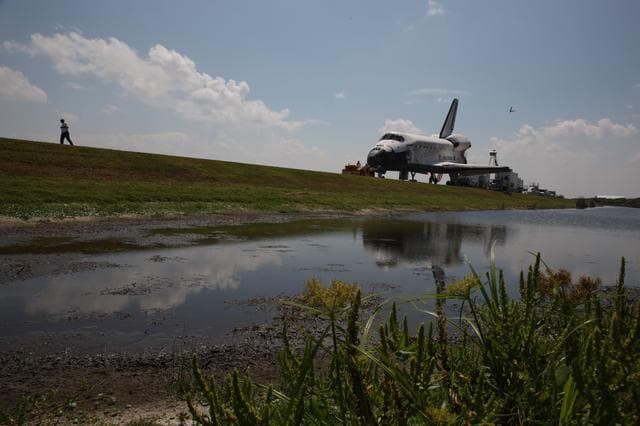 NASA image: KSC-08pd1751