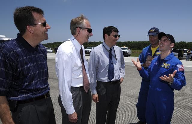 NASA image: KSC-08pd1763