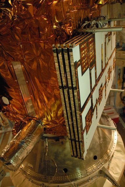 NASA image: KSC-08pd1776