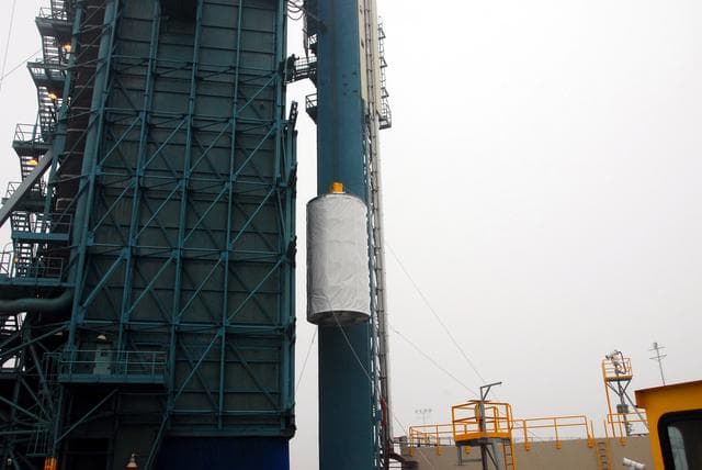 NASA image: KSC-08pd1782