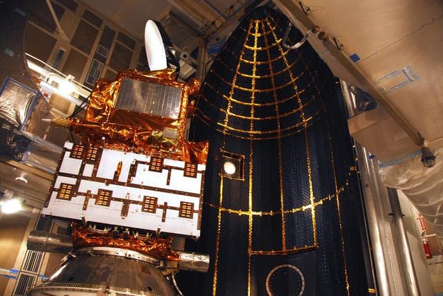 NASA image: KSC-08pd1788