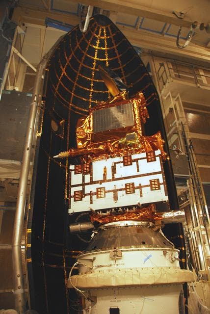 NASA image: KSC-08pd1789