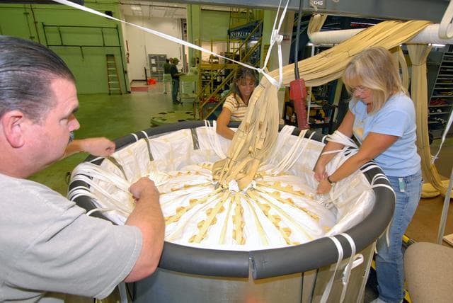 NASA image: KSC-08pd1803