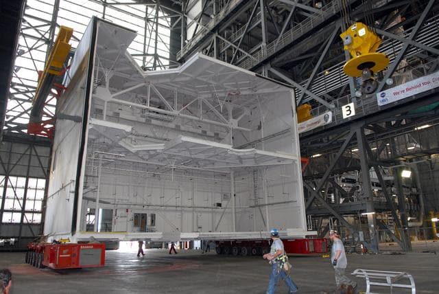 NASA image: KSC-08pd1844