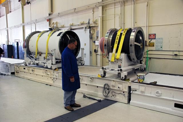 NASA image: KSC-08pd1880