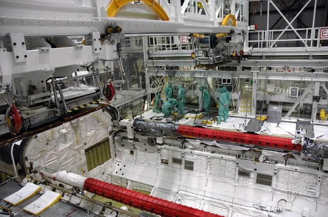 NASA image: KSC-08pd1903