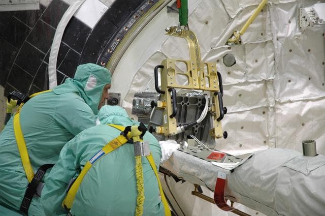 NASA image: KSC-08pd1909