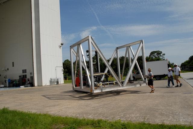 NASA image: KSC-08pd1950