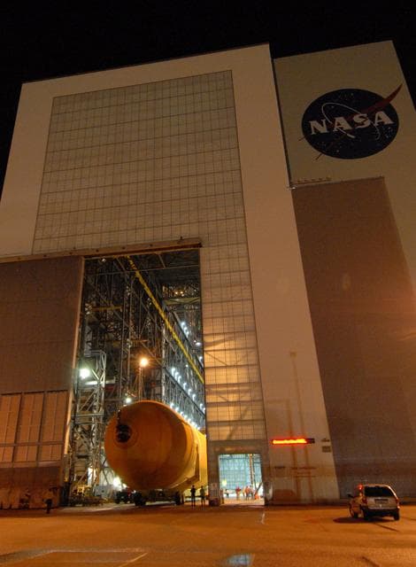 NASA image: KSC-08pd1987