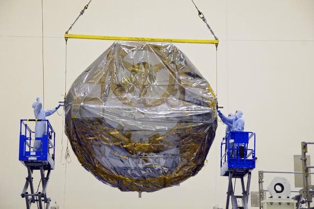 NASA image: KSC-08pd2010