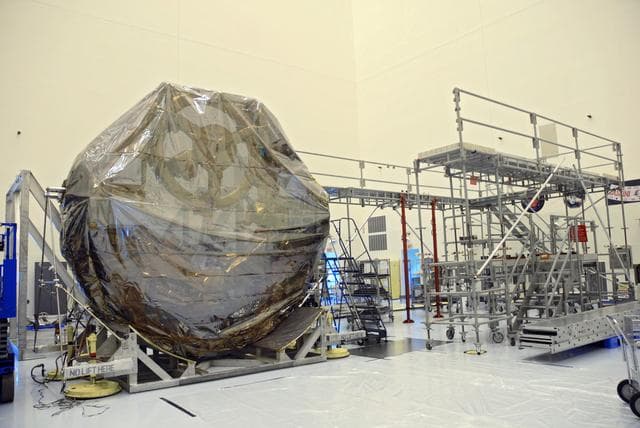 NASA image: KSC-08pd2027
