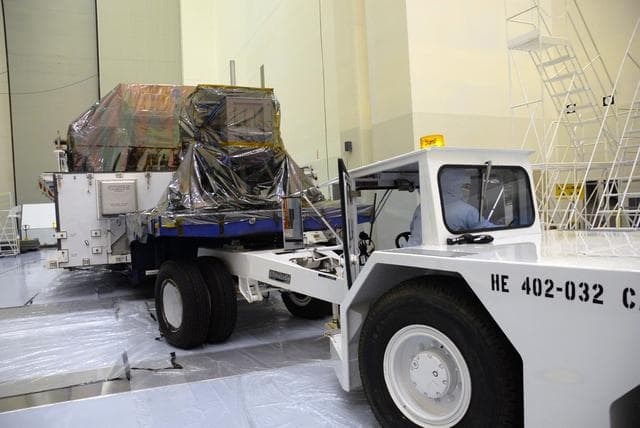 NASA image: KSC-08pd2038