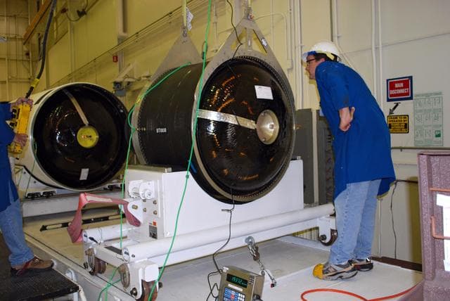 NASA image: KSC-08pd2046
