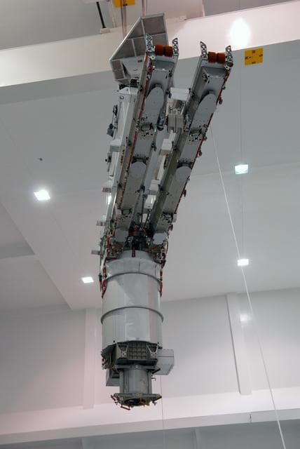 NASA image: KSC-08pd2051