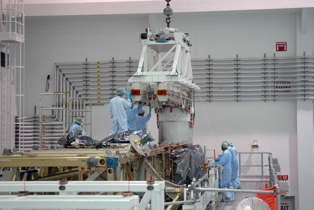 NASA image: KSC-08pd2053