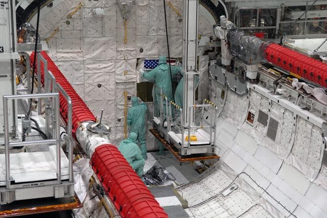 NASA image: KSC-08pd2058