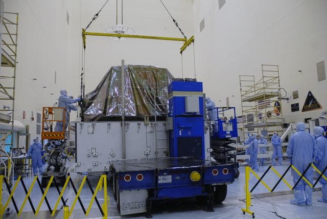 NASA image: KSC-08pd2061