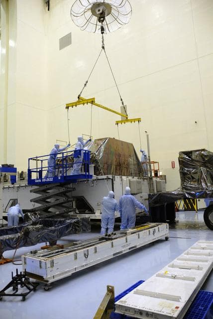 NASA image: KSC-08pd2067
