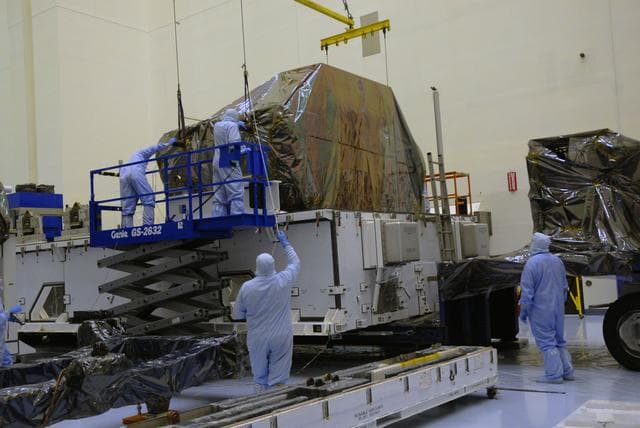 NASA image: KSC-08pd2069
