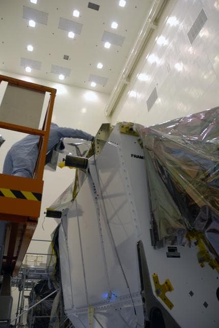 NASA image: KSC-08pd2078