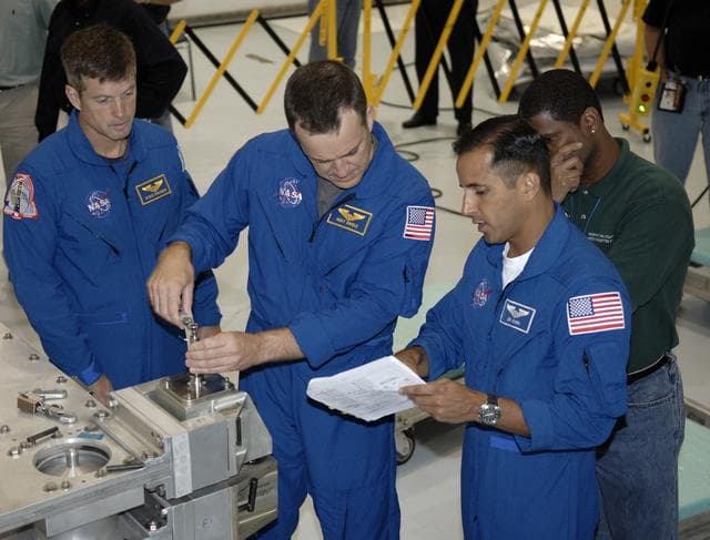 NASA image: KSC-08pd2179