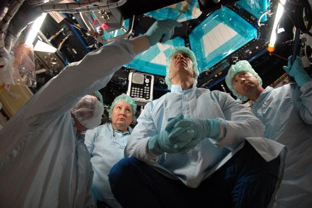 NASA image: KSC-08pd2194