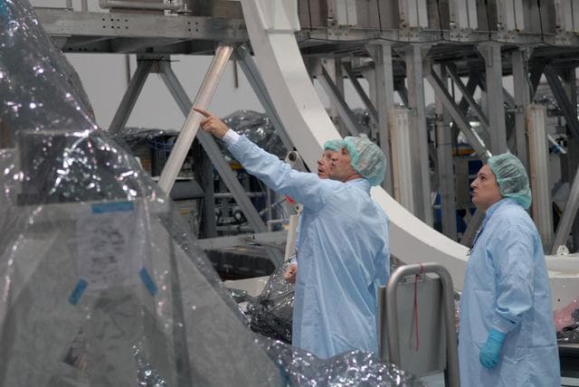 NASA image: KSC-08pd2201