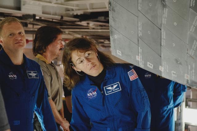 NASA image: KSC-08pd2228