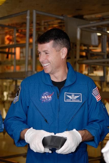 NASA image: KSC-08pd2230