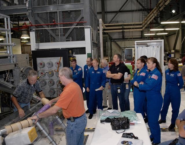 NASA image: KSC-08pd2234
