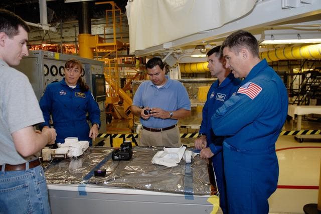 NASA image: KSC-08pd2237