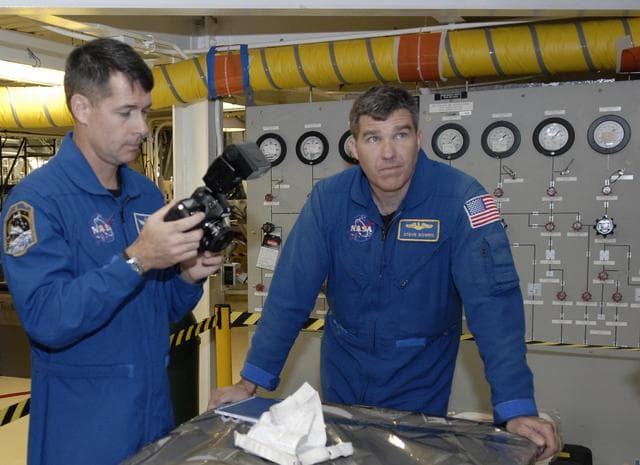 NASA image: KSC-08pd2238