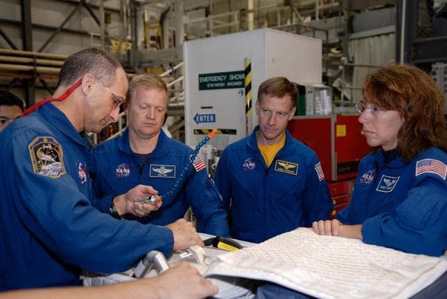 NASA image: KSC-08pd2240