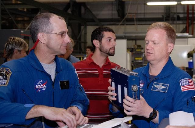 NASA image: KSC-08pd2241