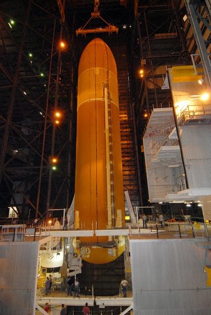 NASA image: KSC-08pd2266