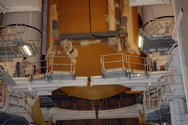 NASA image: KSC-08pd2268