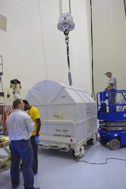 NASA image: KSC-08pd2274