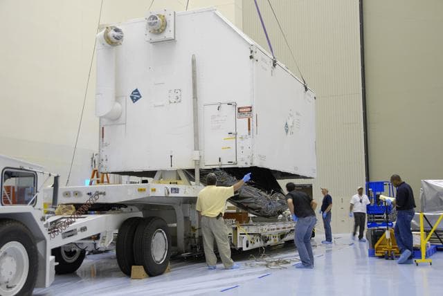 NASA image: KSC-08pd2296