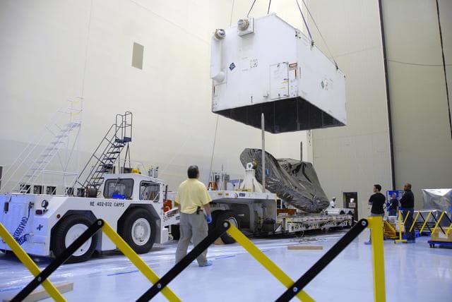 NASA image: KSC-08pd2297