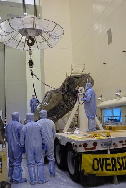 NASA image: KSC-08pd2307