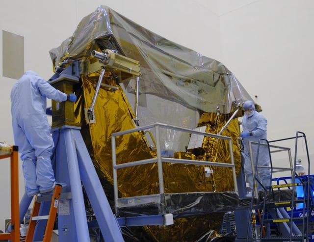 NASA image: KSC-08pd2315