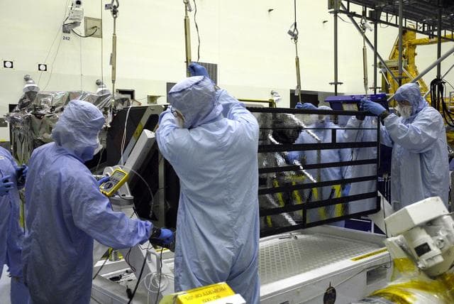 NASA image: KSC-08pd2327