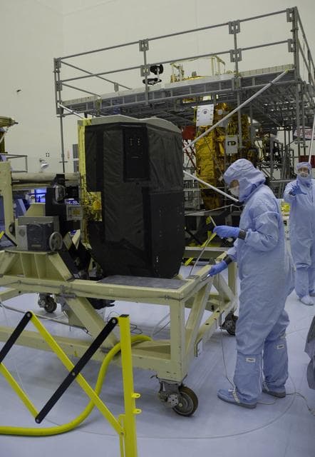 NASA image: KSC-08pd2343