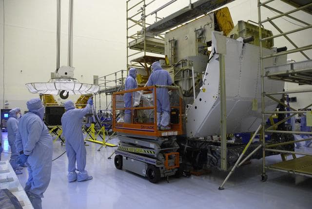 NASA image: KSC-08pd2344
